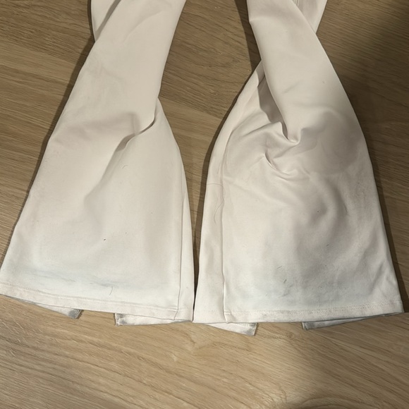 Alo Airbrush High-Waist 7/8 Flutter Legging XS - Picture 4 of 4